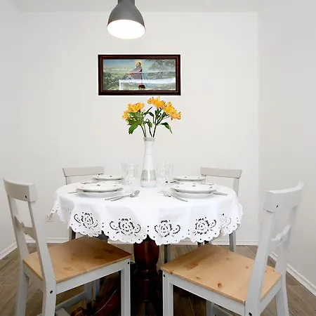 Sv. Mihovil Apartment Sibenik